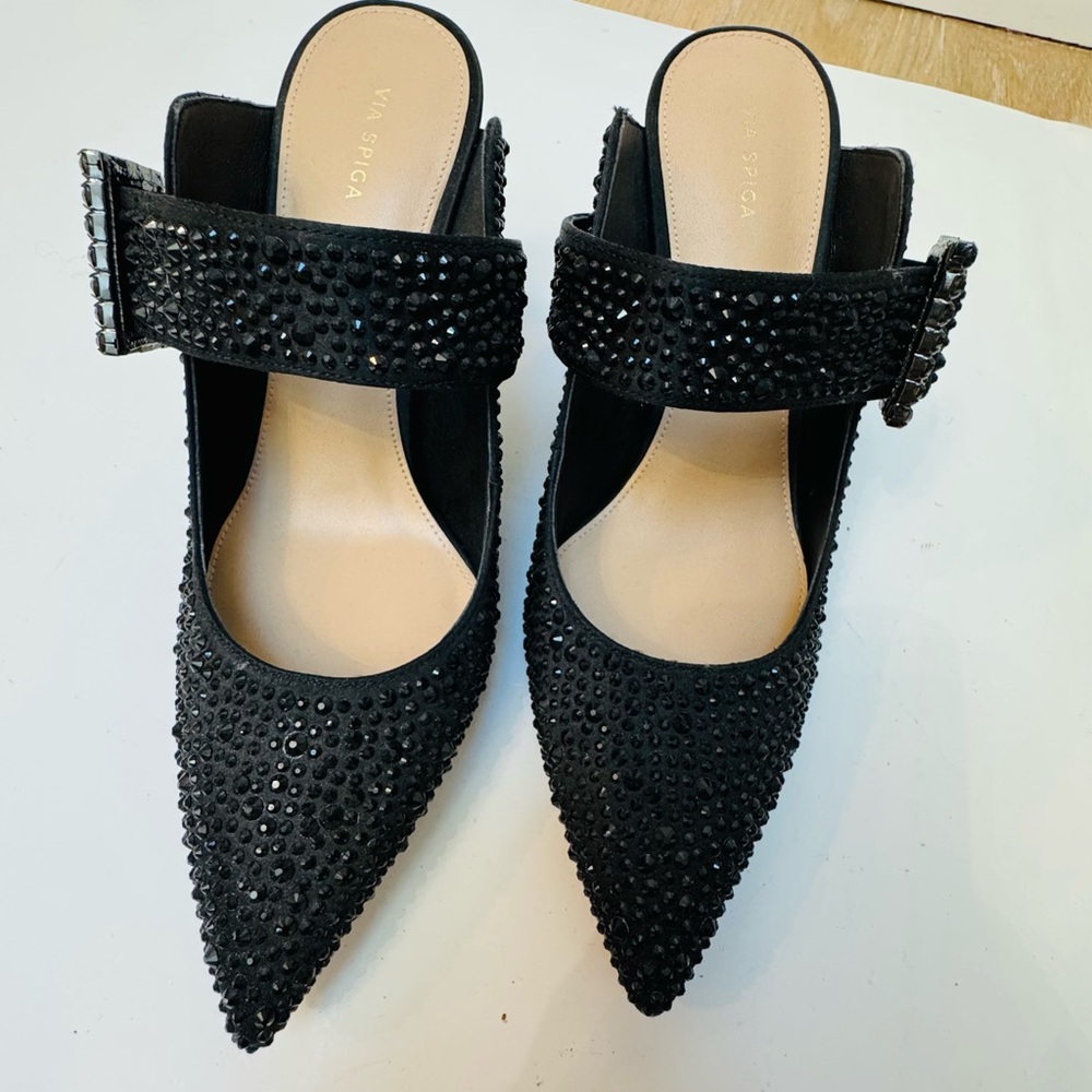 Via Spiga, Black Rhinestone Sandals 7.5. Perfect party shoes